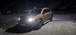 Jeep Compass 2011   Ediție Unică  70th Anniversary    2.2 CRD (Mercedes-Benz)  Vând Jeep Compass Edi - imagine 2