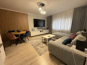 Apartament 3 camere, vizavi de Mall Vitan, centrala proprie, bl. 1991