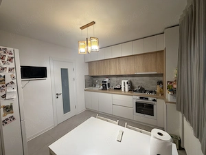 Apartament 3 camere, vizavi de Mall Vitan, centrala proprie, bl. 1991 - imagine 10
