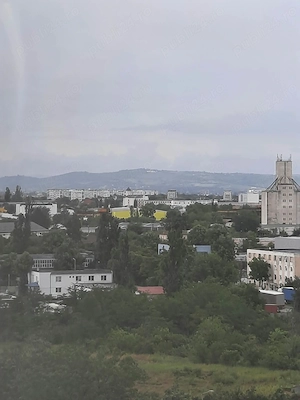 Vânzare apartament cu două camere