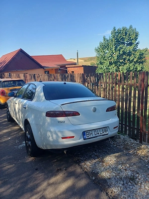 Vând Alfa Romeo 159  - imagine 2