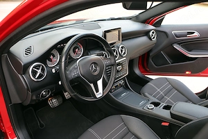 Mercedes A200 Cdi Automat    2013    Trapa Panoramic    Pachet Sport - imagine 6