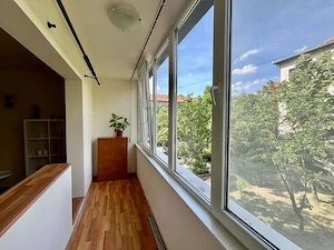 3 camere luminoase la et 2 cu parchet masiv, aproape de centru, complet renovat - imagine 15