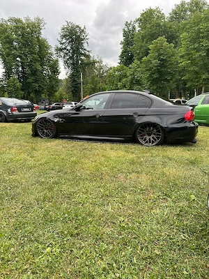 Vand Bmw e90  2.0 D  AirLift