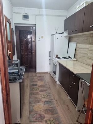Inchiriez camera Colonia Metrom suprafata 20 m2 - imagine 3