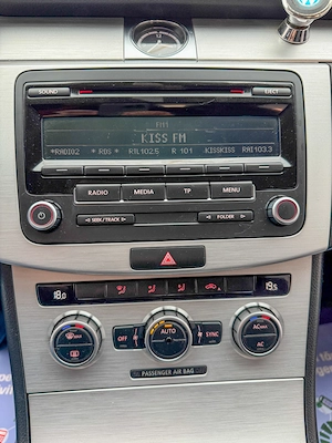 VW PASSAT CC. 2,0 TDI 140 Cp . 5 Locuri . Garantie 12 luni . Buy-Back . Livrare. RAR+ITP.  - imagine 15