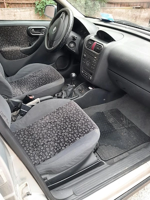 Opel Corsa C Elegance   1.2 benzină   An 2002 - imagine 4