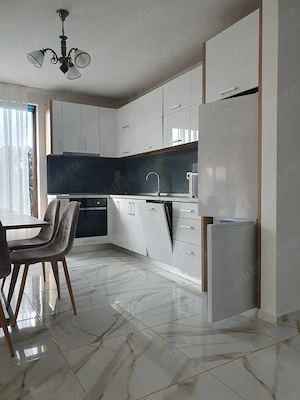 Proprietar, dau  în chirie vilă în Sântandrei 1000 euro negociabil - imagine 3