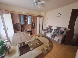Vand Apartament 2 Camere - imagine 2