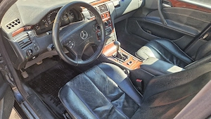 Mercedes E 200 CDI - imagine 5