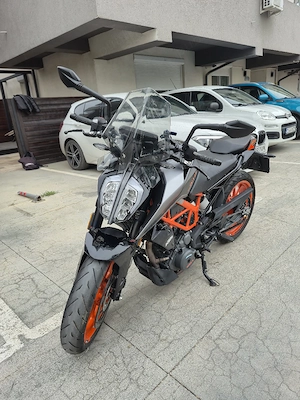 Ktm Duke 390 cm3 - imagine 3