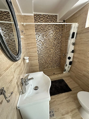 Apartament de închiriat   3 camere, 2 băi, loc de parcare inclus - imagine 10