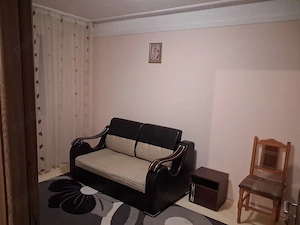Apartament de vânzare cu 2 camere situat central la etaj 1 - imagine 4