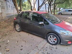 Toyota auris  an 2012