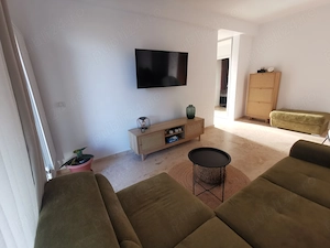 Apartament 2 camere Mamaia Nord- Balcon 13 mp- Parcare inclusă - imagine 2