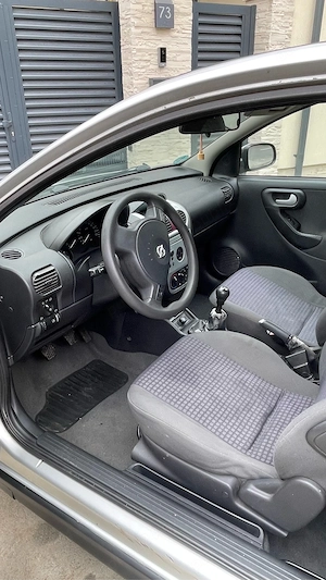 De vânzare: Opel Corsa C (2002)   1.2 Benzină   Ideal începători sau   Navetă - imagine 3