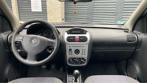 De vânzare: Opel Corsa C (2002)   1.2 Benzină   Ideal începători sau   Navetă - imagine 4