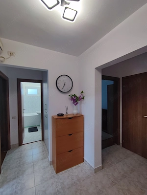 Apartament de închiriat 3 camere termen lung C.gaz Tomis Nord  - imagine 8