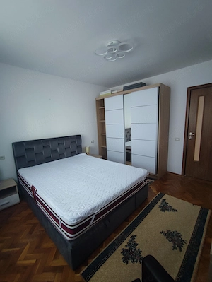 Apartament de închiriat 3 camere termen lung C.gaz Tomis Nord  - imagine 11