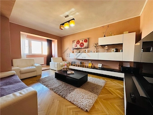 APARTAMENT 3 CAMERE | ETAJ 7 8 | ZONA ROGERIUS | STRADA STEFAN CEL MARE
