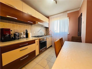 APARTAMENT 3 CAMERE | ETAJ 7 8 | ZONA ROGERIUS | STRADA STEFAN CEL MARE - imagine 5