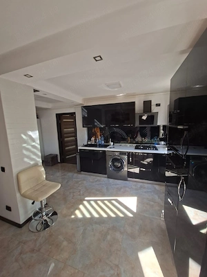 Superb! Apartament 2 camere lux, etaj 3 4, 68 mp utili   Micro 9, Str. 9 Mai (La 5 min de Centru) - imagine 9