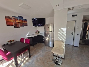 Superb! Apartament 2 camere lux, etaj 3 4, 68 mp utili   Micro 9, Str. 9 Mai (La 5 min de Centru) - imagine 5