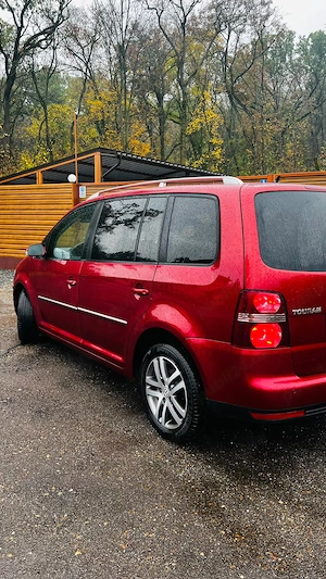 Vw touran 2009 | 2.0 | diesel | 7 locuri | piele | bi-xenon adaptiv | climă automată - imagine 3