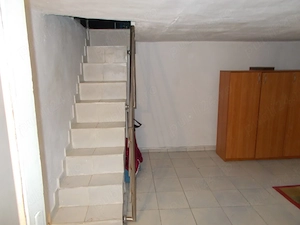 Casa, Demisol+Parter, Pischia, 4 camere, sc=173mp, 970mp teren, partial mobilata si utilata, vanzare - imagine 10