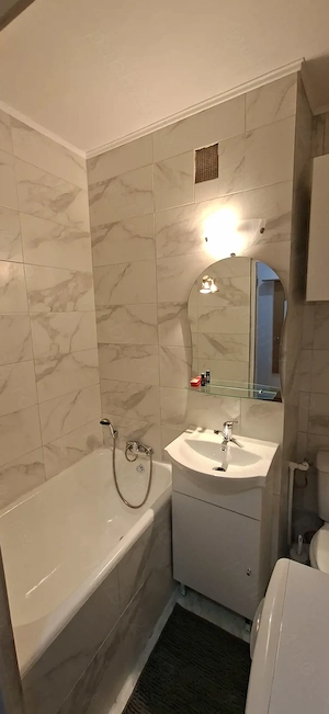 Apartament cu 2 camere mobilat si utilat in zona Vlaicu aproape de Agora Mall  - imagine 6