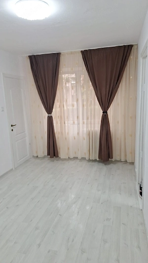PROPRIETAR vand apartament 2 camere zona CALEA SAGULUI  - imagine 2