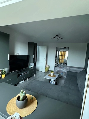 Apartament cu 3 camere decomandat Sagului - imagine 6
