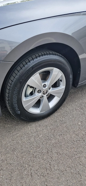 Skoda Octavia 1.5 TSI 150 CP - imagine 4