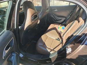 Mercedes GLA 2.0 benzina, 4x4, 211cp - imagine 3