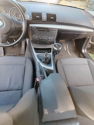 BMW Seria 1 118d - imagine 8