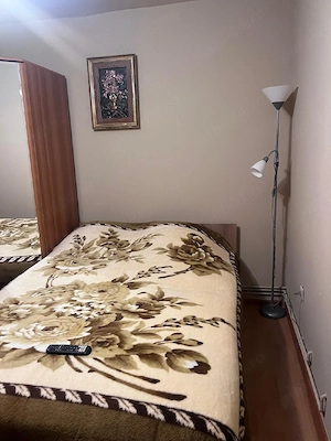 Proprietar închiriez apartament cu doua camere zona Dambovita - imagine 3