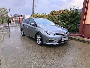 Vand Toyota Auris break hybrid