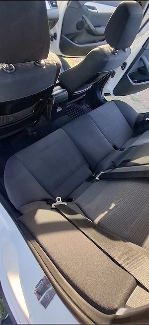 BMW X1 sDrive 2.0 benzina   150 CP - imagine 7