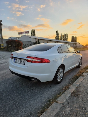 Vând Jaguar XF 2.2D Luxury 2013 - imagine 6