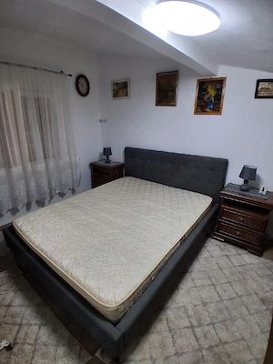 Vand dormitor cu pat si saltea,dulap si noptiere