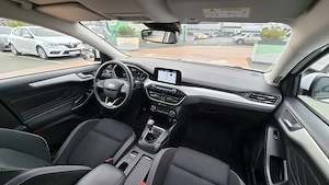 Ford Focus 74000 Km Unic Proprietar - imagine 8