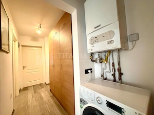 Apartament cu 3 camere, 2 bai  - zona Tractorul - imagine 15
