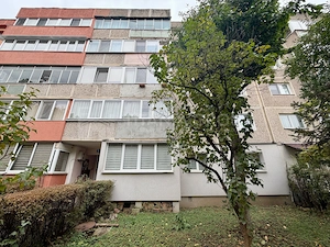 Apartament cu 3 camere, 2 bai  - zona Tractorul - imagine 18