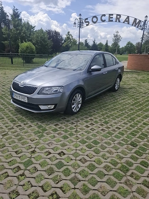 Vând Skoda Octavia 3