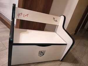 Băncuță copii cu spațiu de depozitare 