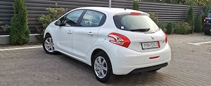 Peugeot 208-An 2014-Diesel 1.6  - imagine 5