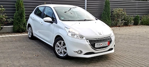 Peugeot 208-An 2014-Diesel 1.6  - imagine 8