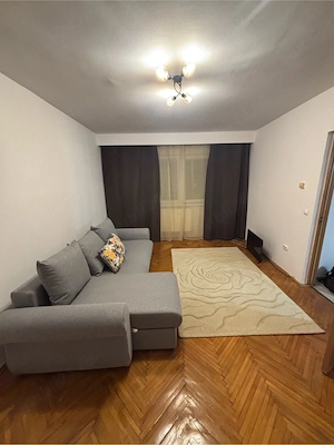    Persoană fizică, închiriez apartament cu 2 camere, pe strada Republicii - imagine 3