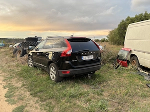 Vând Volvo XC 60 2.4 diesel defect - imagine 2