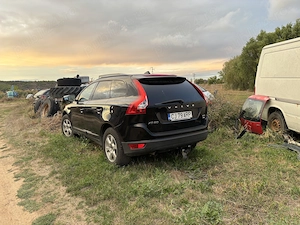 Vând Volvo XC 60 2.4 diesel defect - imagine 3